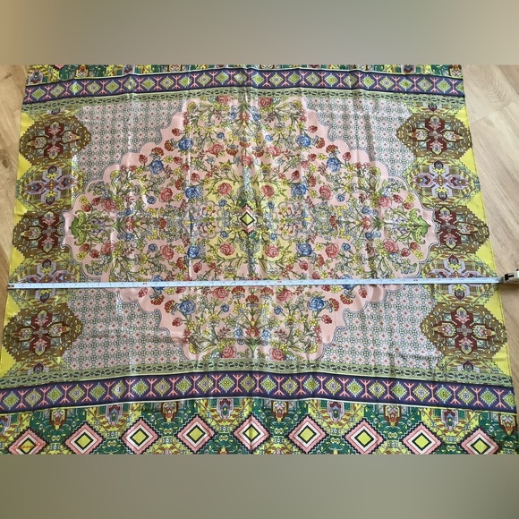 Johnny Was NWOT large silk square scarf with tassels includes original gift box - Picture 9 of 13